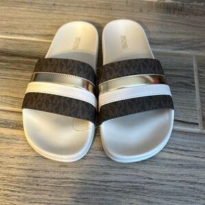 BRAND NEW Michael Kors Slides